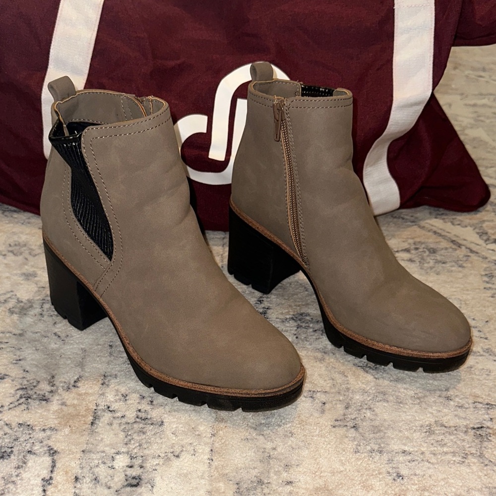 Naturalized Madalynn Gore Ankle Booties